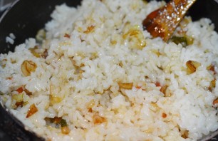 Khau Phat (gebakken rijst) - foto stap 5